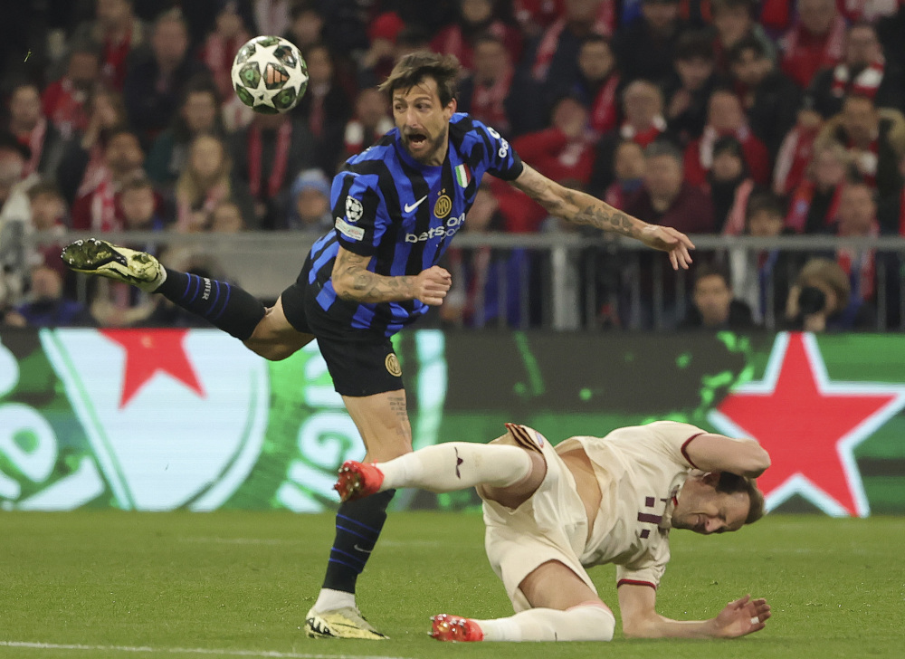 不给机会了？曝阿隆索已失去皇马更衣室掌控权，输曼城或被解雇