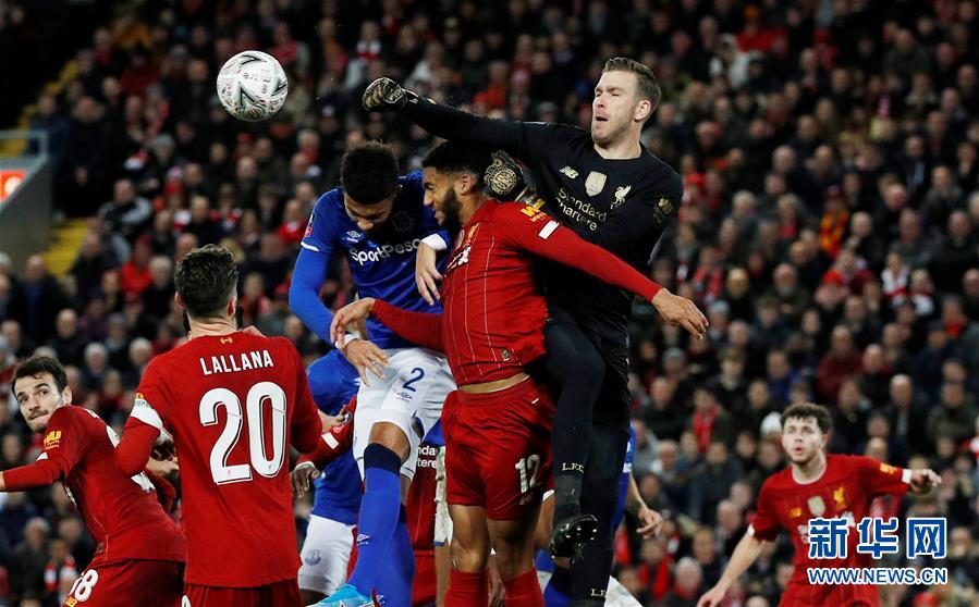 斯帕莱蒂：丢球前踢得像教科书一样死板；伊尔迪兹在顶级之上