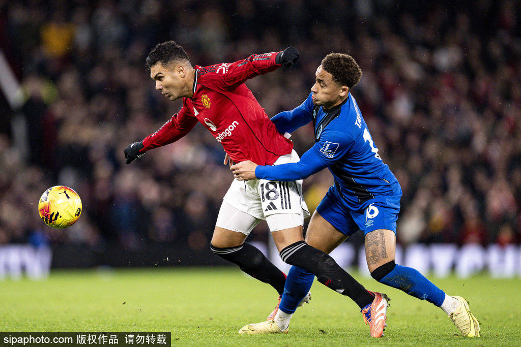 湖人浓眉哥篮下统治锁定胜利