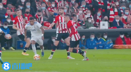 贝纳蒂亚：除了德布劳内，夏窗我们还联系过韦斯利-福法纳