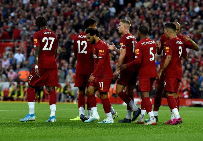 东契奇场均30.8分最高！湖人队史得分榜：老詹26.4分，科比25.1分