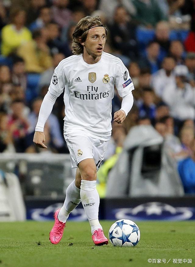 杜兰特关键时刻连得10分带队取胜