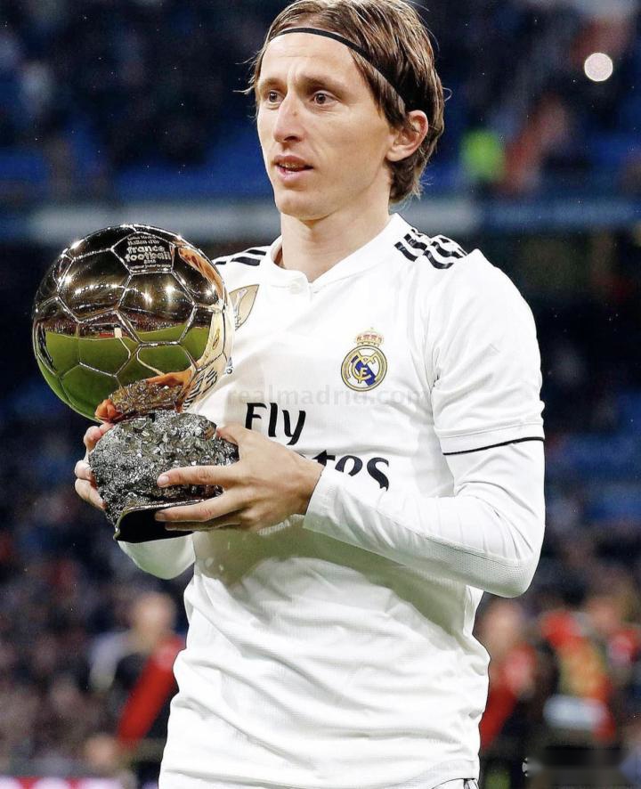 网红：我怀上了德佩的孩子，但他不正面回应还给我找了名律师