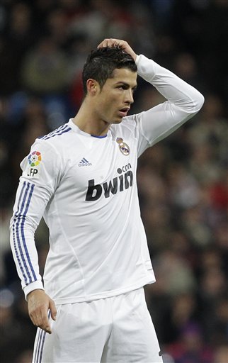 0-2！3-2！费内巴切女排夺冠瓦尔加斯MVP博斯科维奇24分难救主